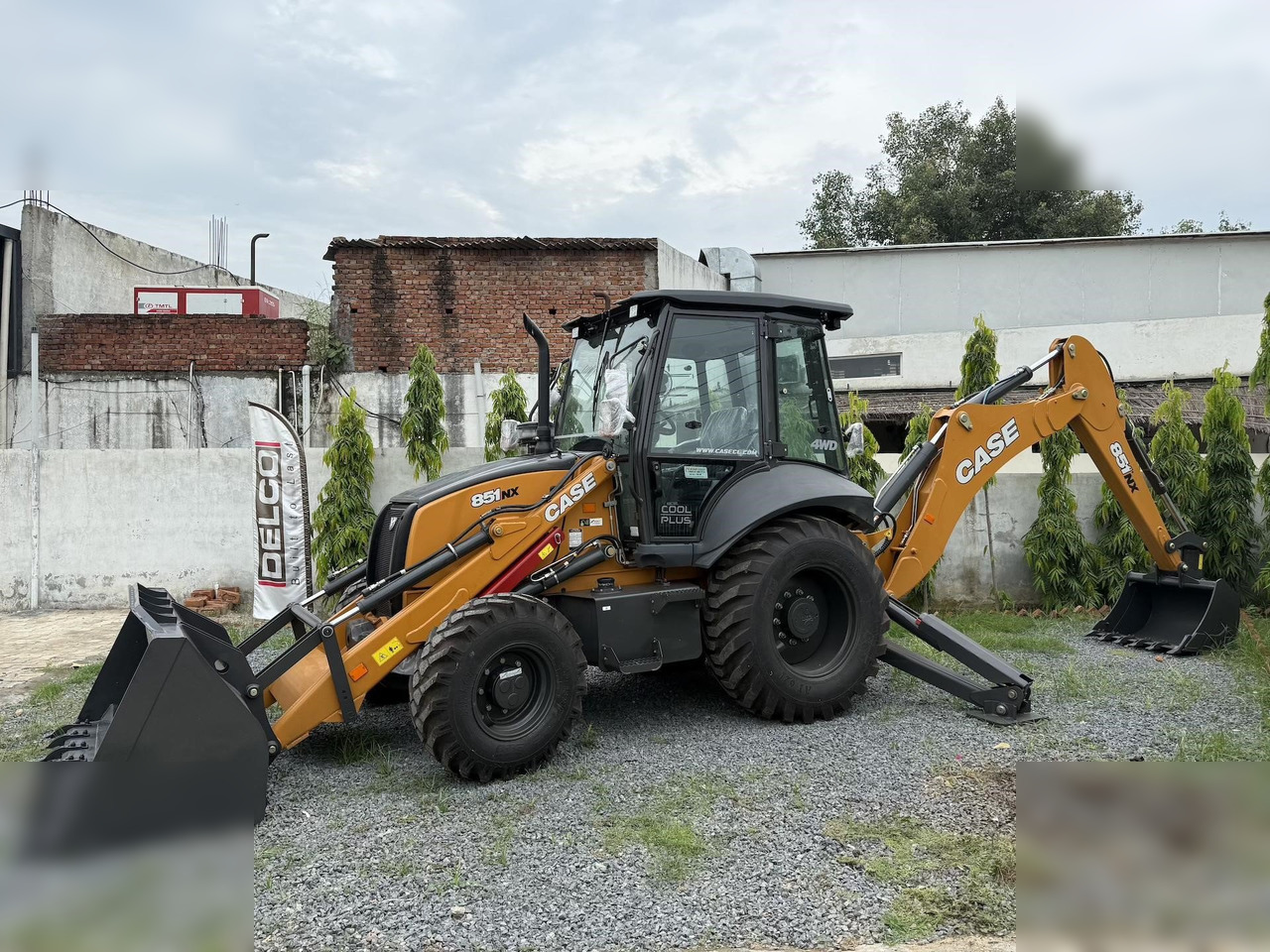 CASE 851NX CP - Tractopelle: photos 1 CASE 851NX CP - Tractopelle: photos 1