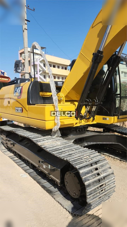CATERPILLAR 323D3 - Pelle sur chenille: photos 4 CATERPILLAR 323D3 - Pelle sur chenille: photos 4