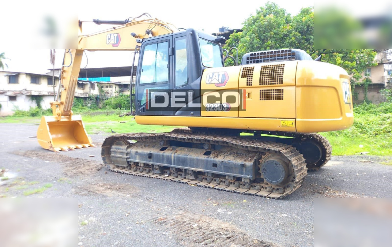 CATERPILLAR 323D3 - Pelle sur chenille: photos 3 CATERPILLAR 323D3 - Pelle sur chenille: photos 3