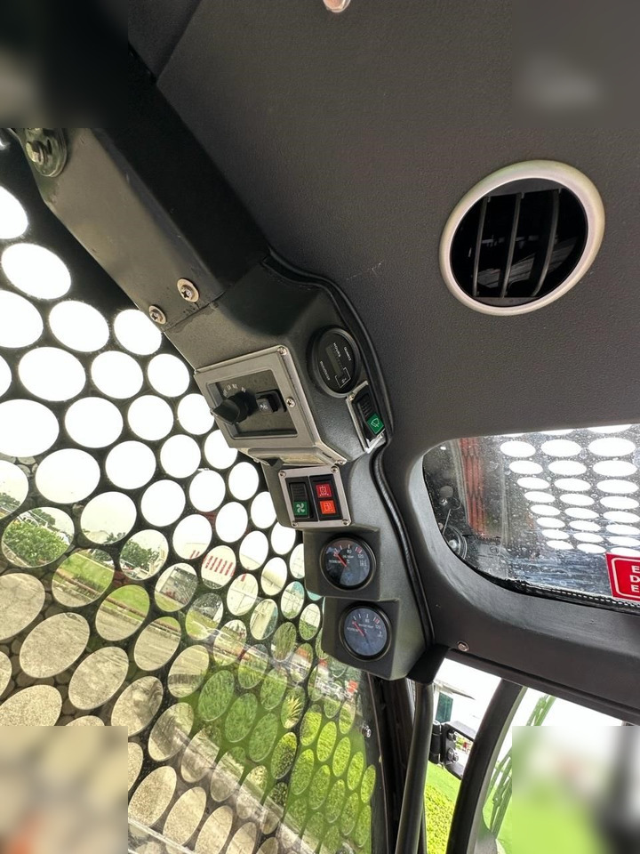 Mini chargeuse neuf DELCO SSL175: photos 17
