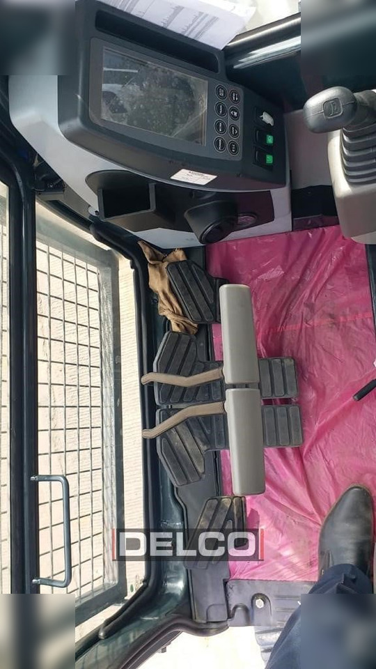 Crédit-bail HYUNDAI ROBEX 210 HYUNDAI ROBEX 210: photos 16