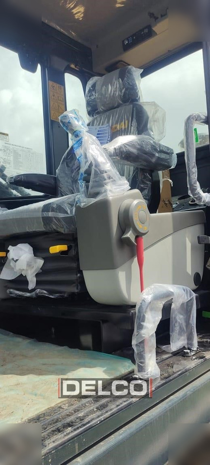 Crédit-bail HYUNDAI ROBEX 210 HYUNDAI ROBEX 210: photos 12