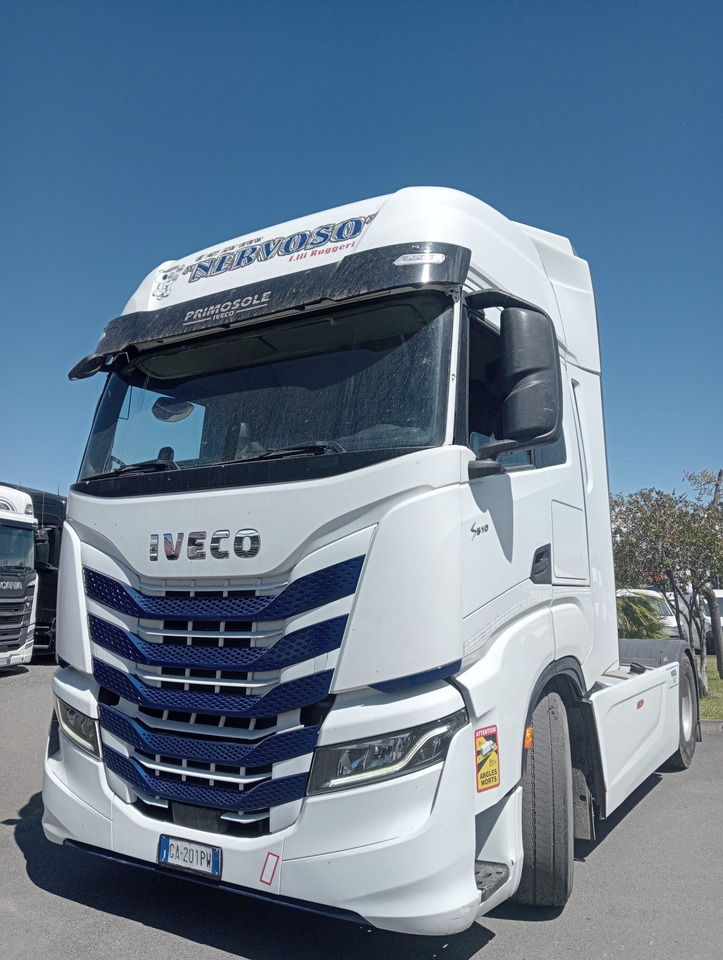 IVECO SWAY 510CV - Tracteur routier: photos 1 IVECO SWAY 510CV - Tracteur routier: photos 1