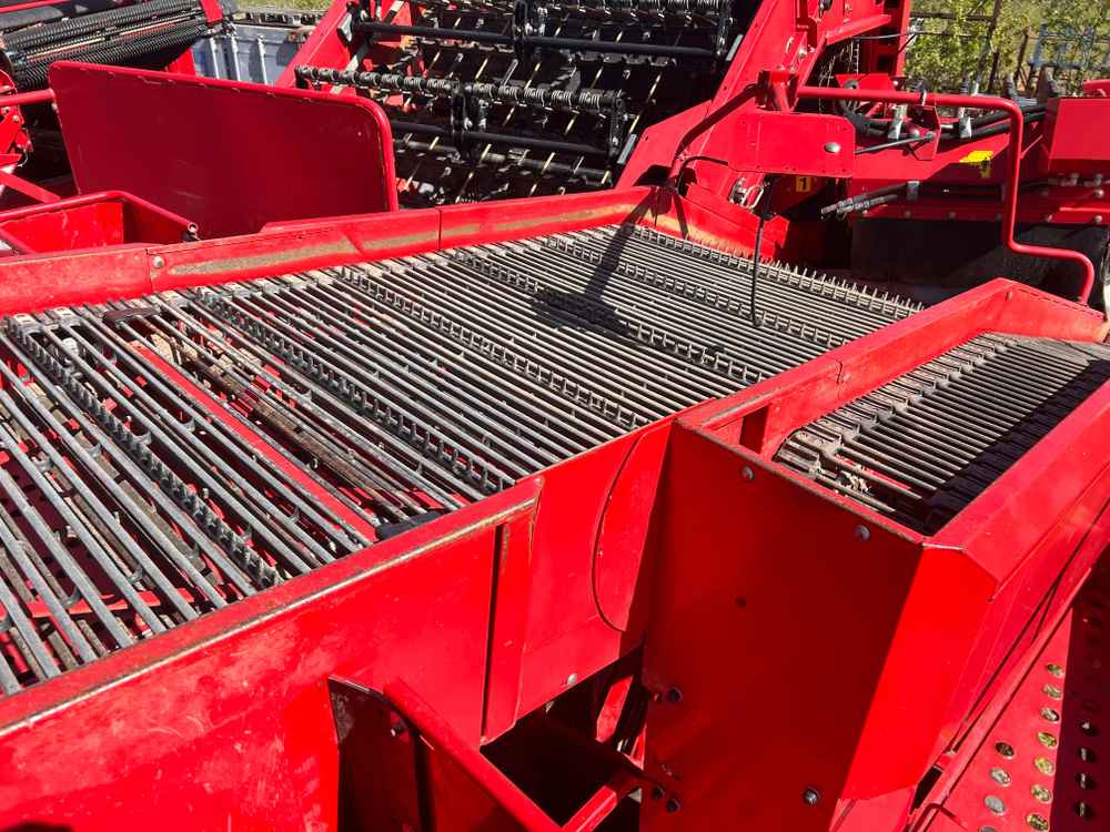 Grimme SE 260 UB - Arracheuse de pommes de terre: photos 2 Grimme SE 260 UB - Arracheuse de pommes de terre: photos 2