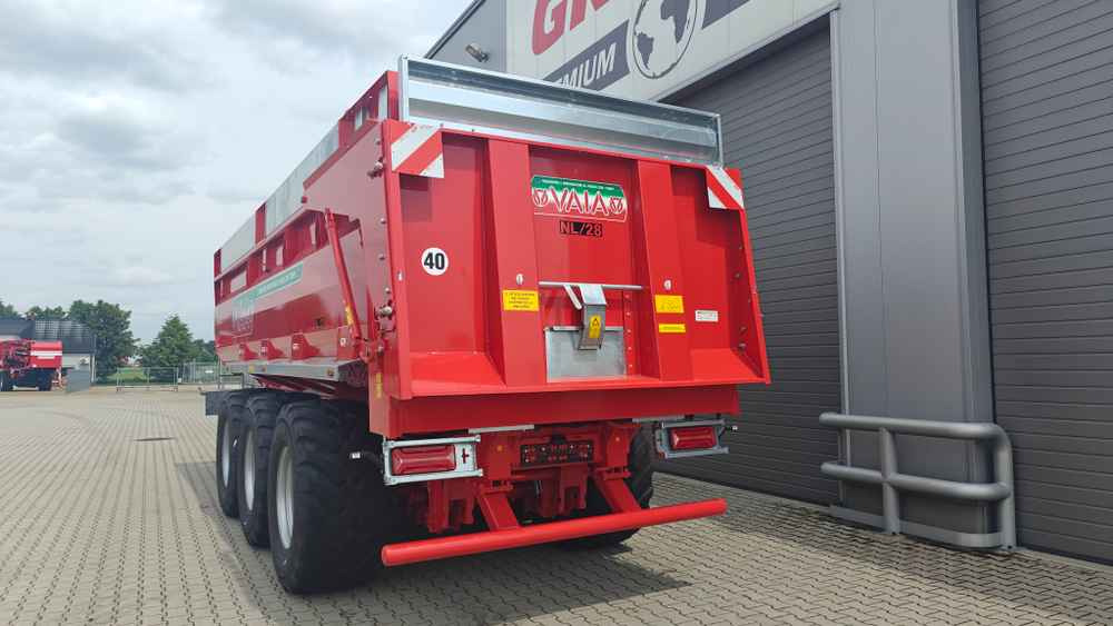 VAIA NL28 (3 axle trailer) - Benne agricole: photos 2 VAIA NL28 (3 axle trailer) - Benne agricole: photos 2
