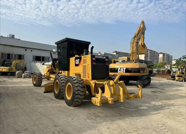 CAT 140H - Compacteur à pieds de mouton/ Monocylindre: photos 4 CAT 140H - Compacteur à pieds de mouton/ Monocylindre: photos 4