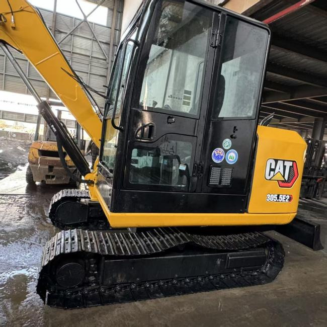 CAT 305.5E - Pelle sur chenille: photos 2 CAT 305.5E - Pelle sur chenille: photos 2