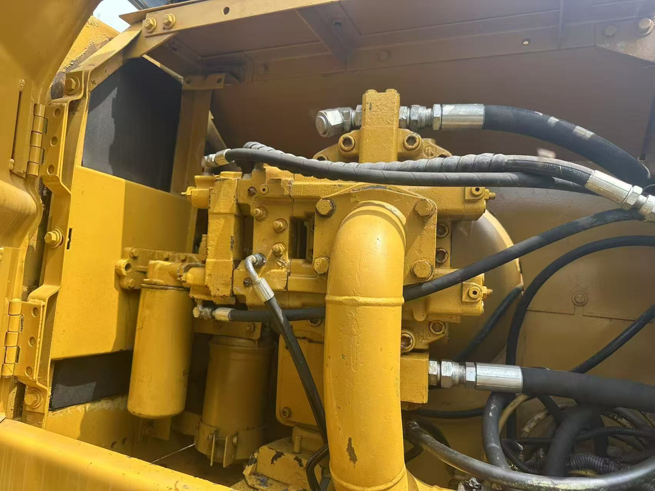 CAT 330BL - Pelle sur chenille: photos 2 CAT 330BL - Pelle sur chenille: photos 2