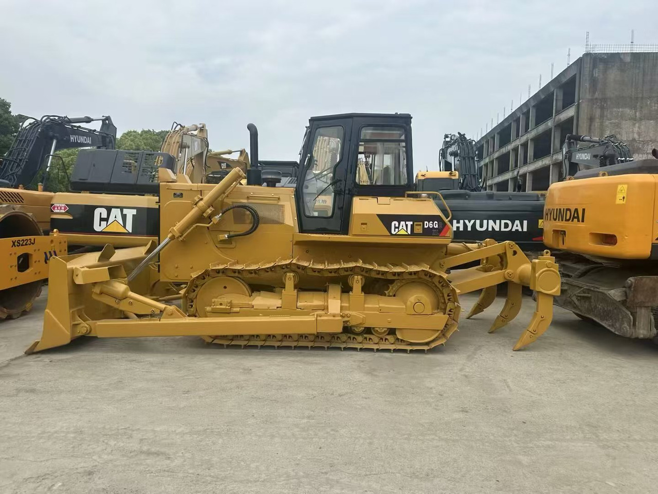 CAT D6G - Bulldozer: photos 5 CAT D6G - Bulldozer: photos 5