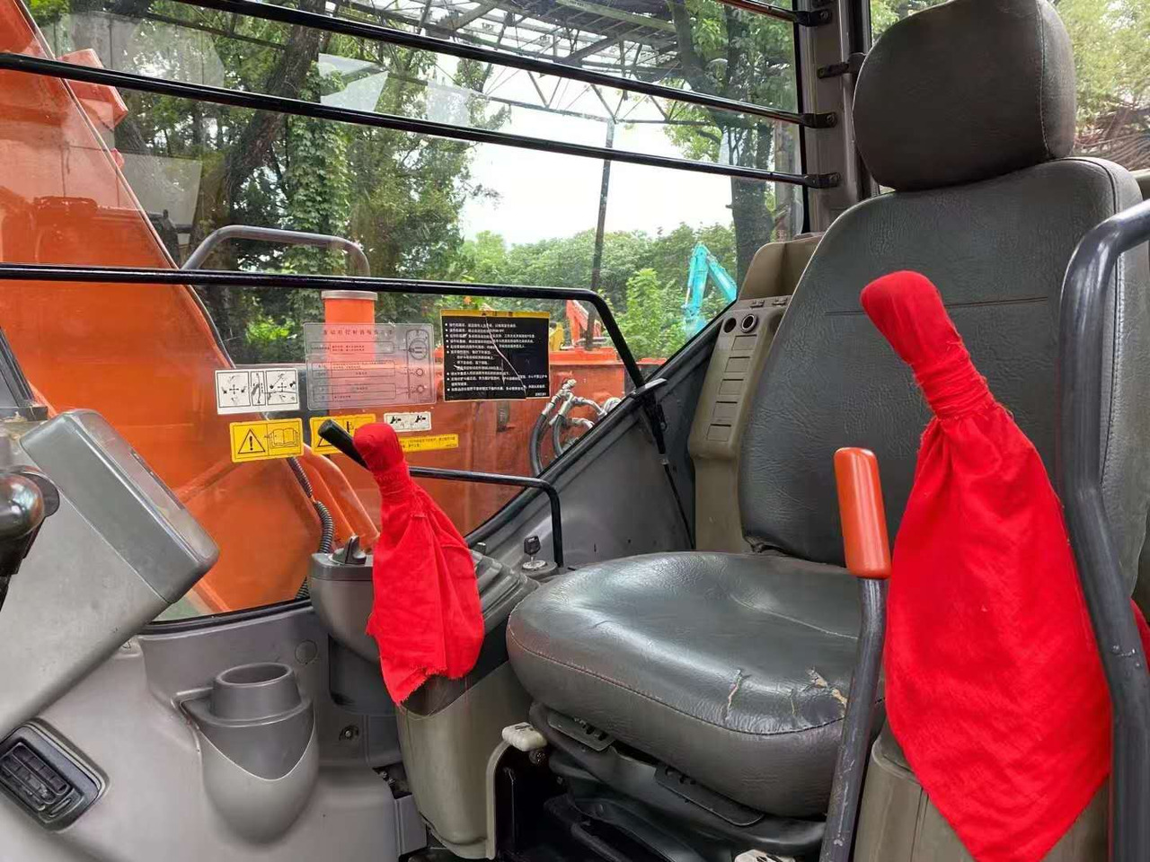 Hitachi zaxis 60 - Pelle sur chenille: photos 2 Hitachi zaxis 60 - Pelle sur chenille: photos 2