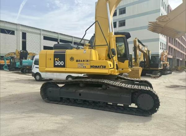 Komatsu pc300-7 - Pelle sur chenille: photos 4 Komatsu pc300-7 - Pelle sur chenille: photos 4