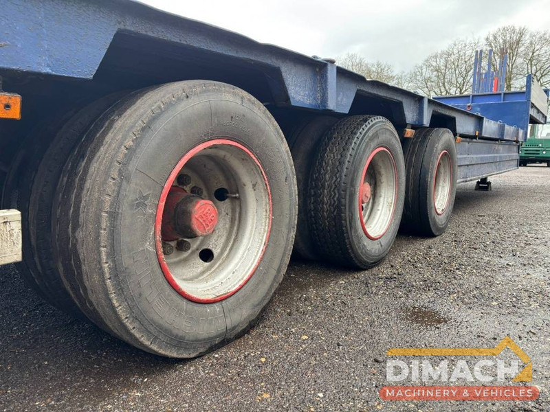 Broshuis Lowloader tieflader 3 assen leaf spring, laadklep - Semi-remorque surbaissé: photos 5 Broshuis Lowloader tieflader 3 assen leaf spring, laadklep - Semi-remorque surbaissé: photos 5