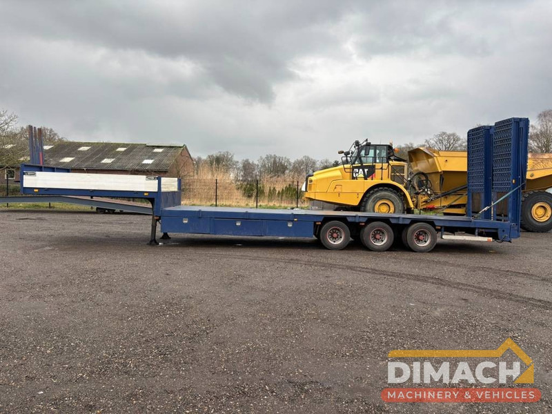 Broshuis Lowloader tieflader 3 assen leaf spring, laadklep - Semi-remorque surbaissé: photos 1 Broshuis Lowloader tieflader 3 assen leaf spring, laadklep - Semi-remorque surbaissé: photos 1