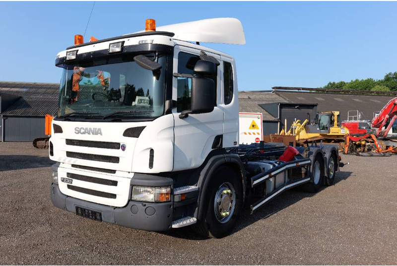 Scania P 230 Euro 5 6x2*4 TOP!! Retarder right hand steer - Châssis cabine: photos 1 Scania P 230 Euro 5 6x2*4 TOP!! Retarder right hand steer - Châssis cabine: photos 1