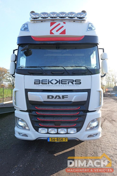 DAF XF 530 FTG Daf 6x2 XF 530 trekker - euro 6 lage kilometer - Tracteur routier: photos 3 DAF XF 530 FTG Daf 6x2 XF 530 trekker - euro 6 lage kilometer - Tracteur routier: photos 3