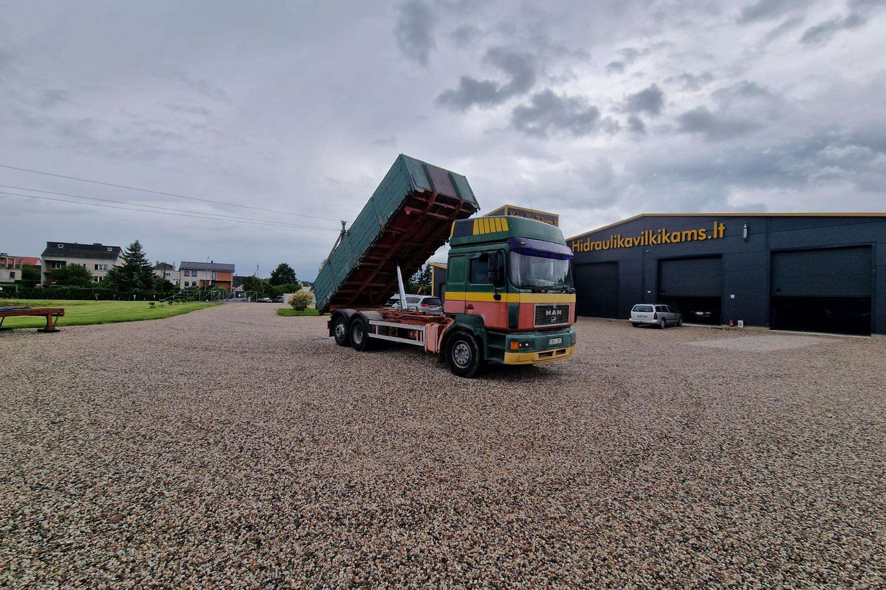 MAN 26.403 - Camion benne: photos 5 MAN 26.403 - Camion benne: photos 5