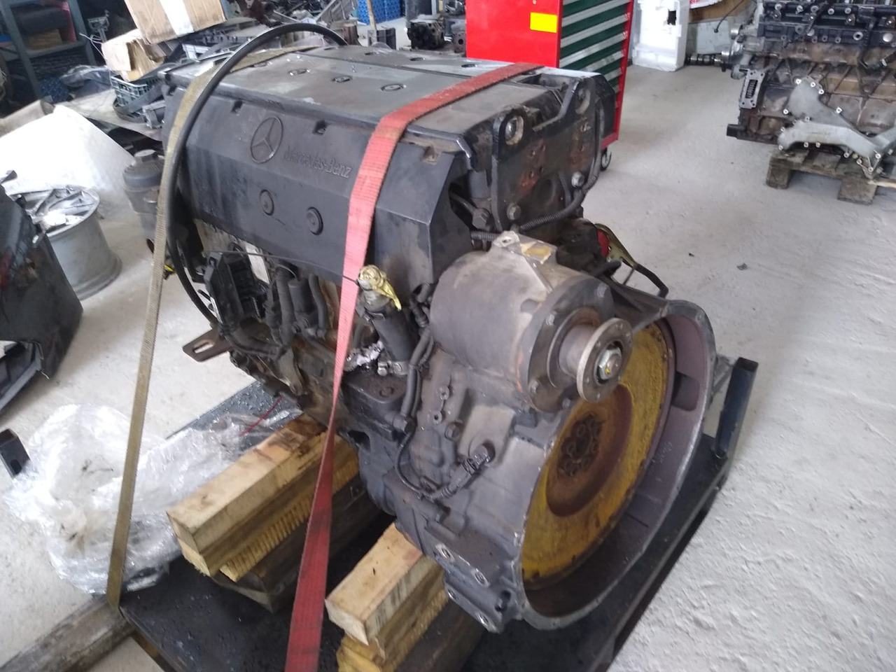 LIEBHERR om926 mp3 euro5 - Moteur pour Engins de chantier: photos 1 LIEBHERR om926 mp3 euro5 - Moteur pour Engins de chantier: photos 1