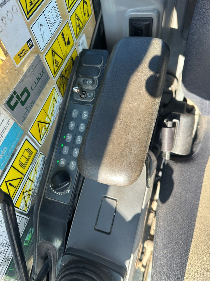 Pelle sur chenille CAT 314EL CR: photos 7