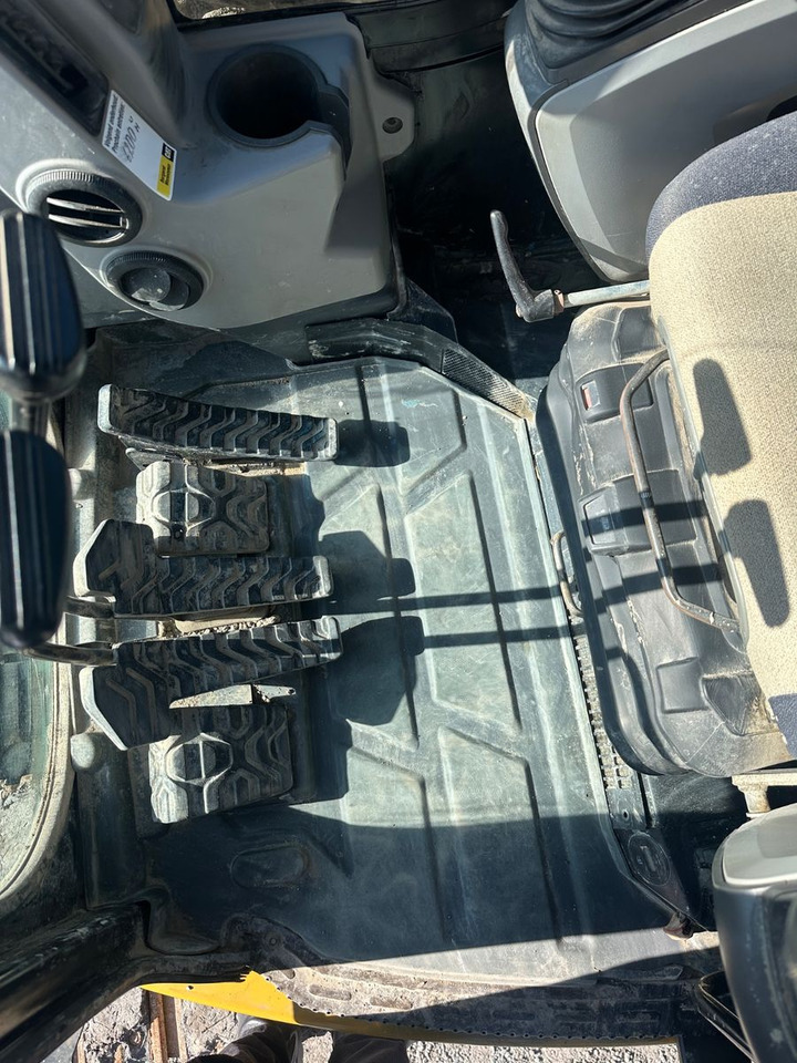 Pelle sur chenille CAT 314EL CR: photos 6