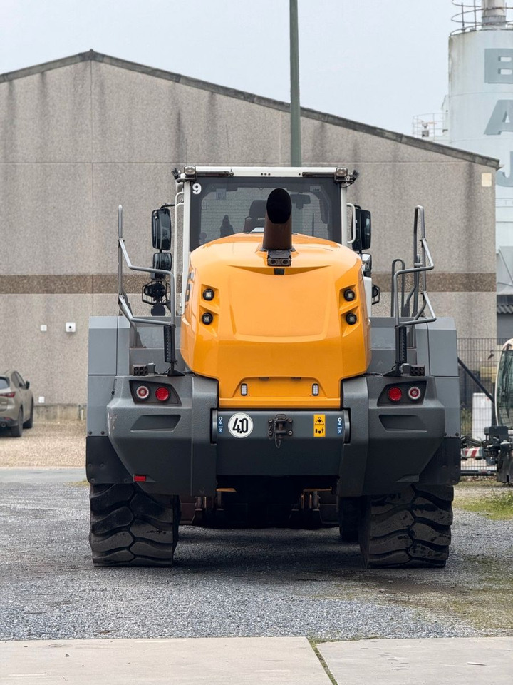 Liebherr L 586 X POWER/ 2022 - Chargeuse sur pneus: photos 4 Liebherr L 586 X POWER/ 2022 - Chargeuse sur pneus: photos 4