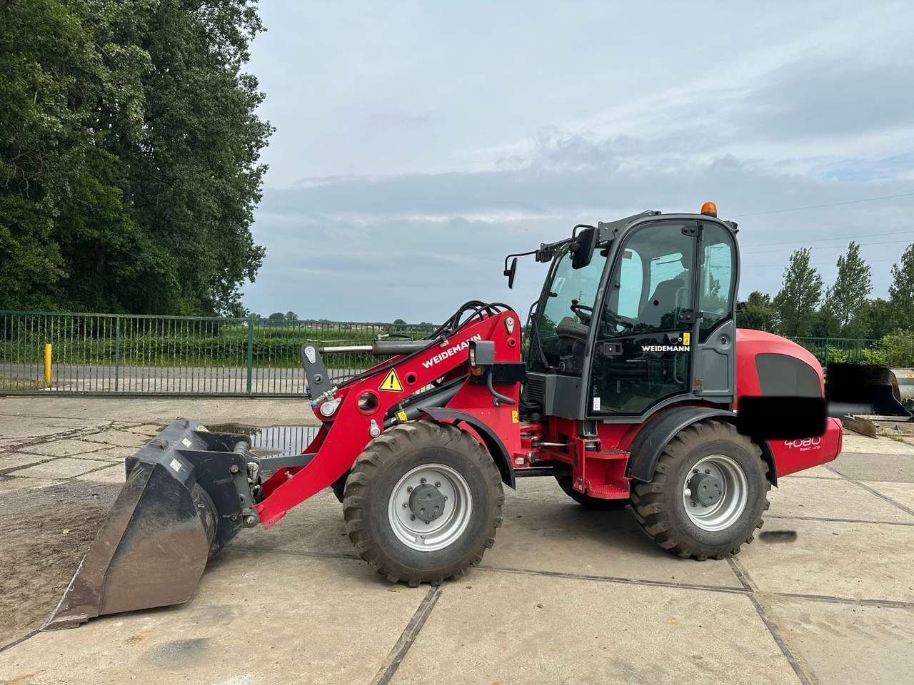 Weidemann 4080 Basic line - Chargeuse sur pneus: photos 1 Weidemann 4080 Basic line - Chargeuse sur pneus: photos 1