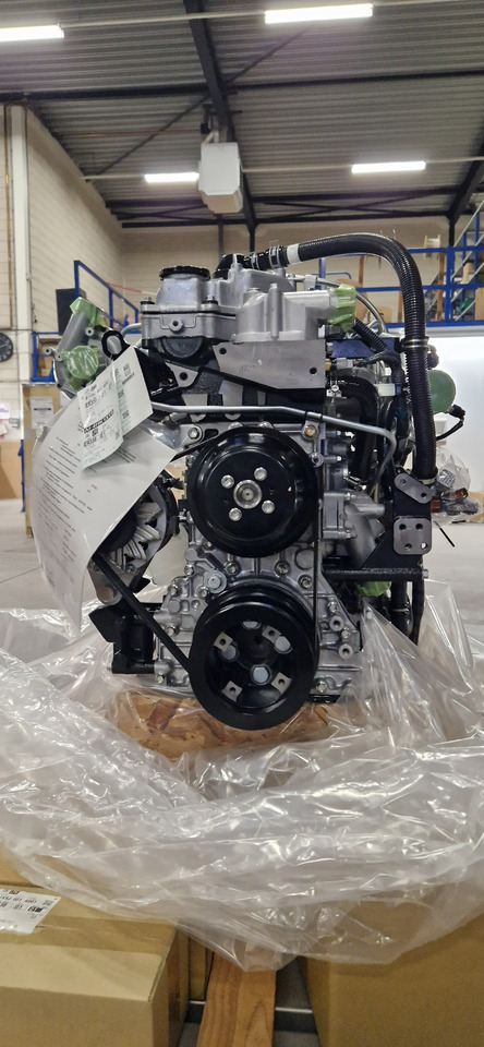 Isuzu 4HK1XYSJ-01-02-03 - Moteur pour Pelle: photos 3 Isuzu 4HK1XYSJ-01-02-03 - Moteur pour Pelle: photos 3