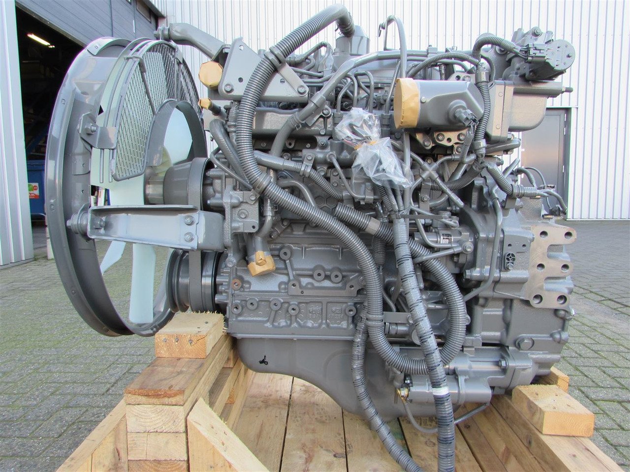 Isuzu 4HK1XYSS-01 - Moteur pour Pelle: photos 3 Isuzu 4HK1XYSS-01 - Moteur pour Pelle: photos 3