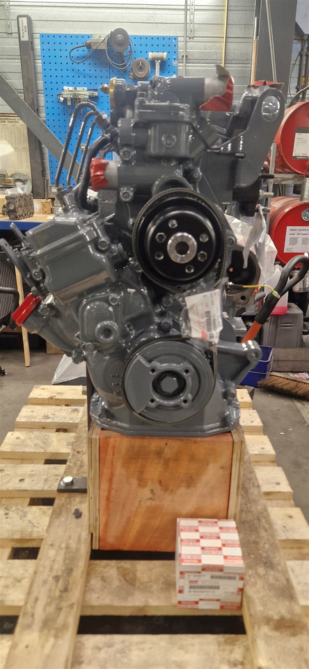 Isuzu RECON 3LD1 PA01 - Moteur pour Pelle: photos 2 Isuzu RECON 3LD1 PA01 - Moteur pour Pelle: photos 2