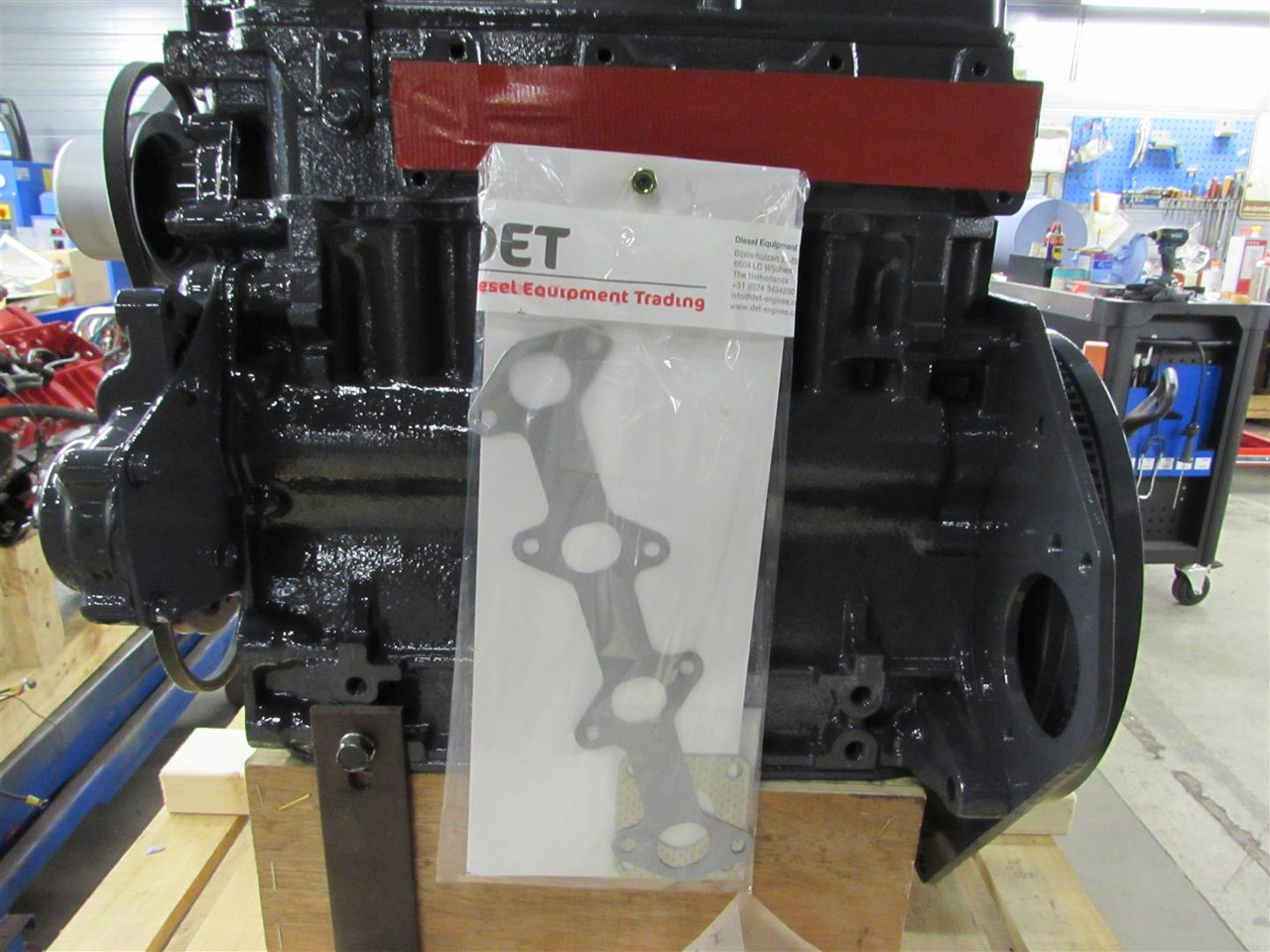 Moteur pour Pelle sur pneus MITSUBISHI K4E-61WH ( Weidemann) RECON: photos 7 Moteur pour Pelle sur pneus MITSUBISHI K4E-61WH ( Weidemann) RECON: photos 7