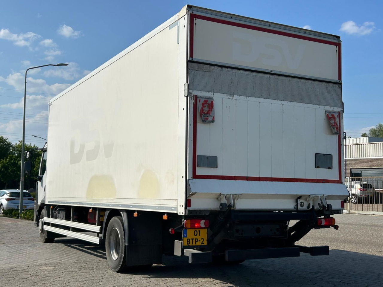 Renault D / bj. 2019 / APK / 16t - Camion fourgon: photos 5 Renault D / bj. 2019 / APK / 16t - Camion fourgon: photos 5