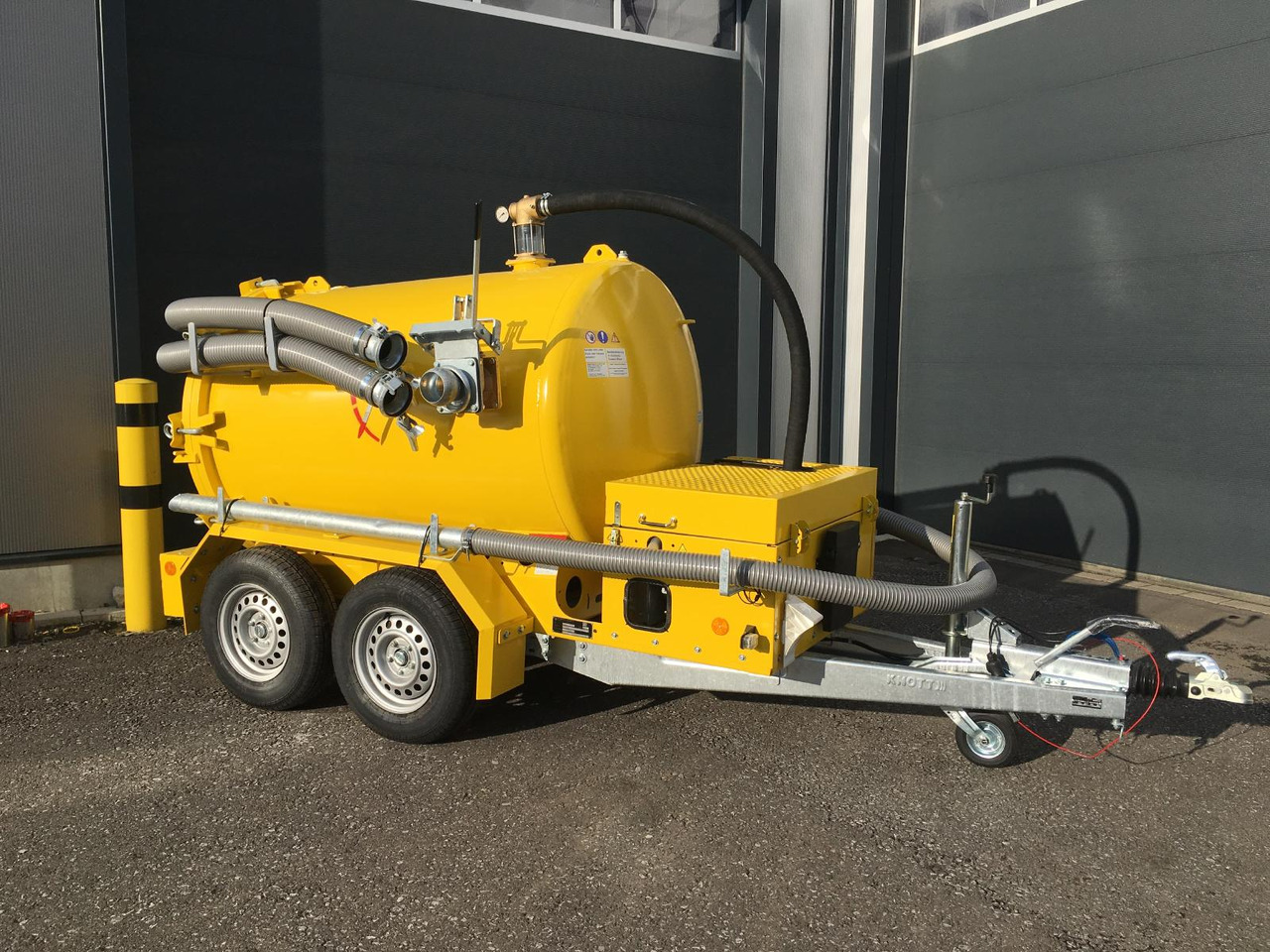 M-Vac 2000 Vacuum system specialized for drilling mud / vacuum container 2000l - Foreuse: photos 1 M-Vac 2000 Vacuum system specialized for drilling mud / vacuum container 2000l - Foreuse: photos 1