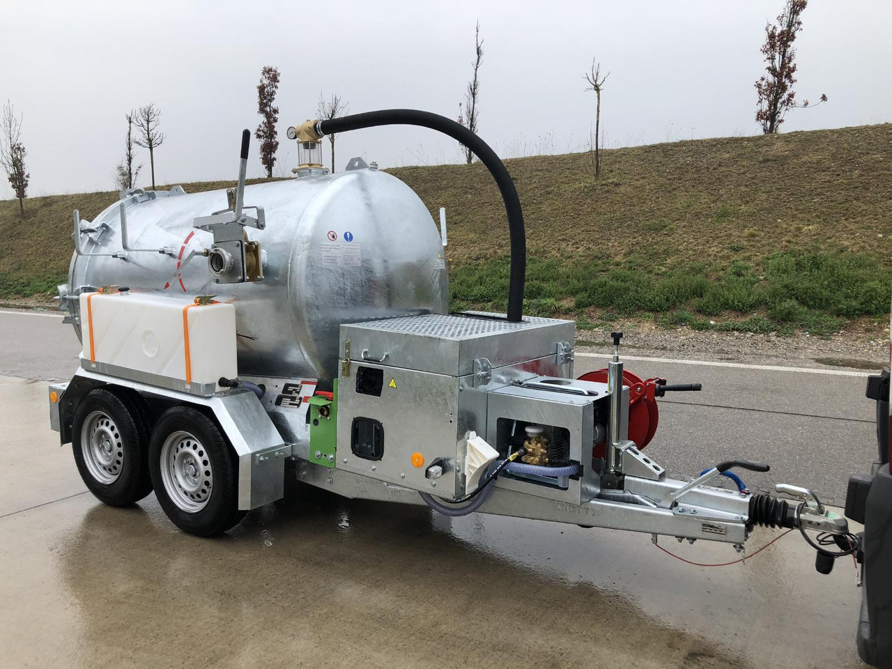 M-Vac 2000 Vacuum system specialized for drilling mud / vacuum container 2000l - Foreuse: photos 2 M-Vac 2000 Vacuum system specialized for drilling mud / vacuum container 2000l - Foreuse: photos 2