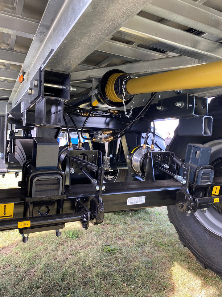 Epandeur à fumier neuf Auto-Agro Miststreuer / Manure spreader / Epandeur à fumier / Rimorchio spandiconcime / Abonadora / Разбрасыватель органических удобрений / Rozrzutnik obornika Tandem N268: photos 15