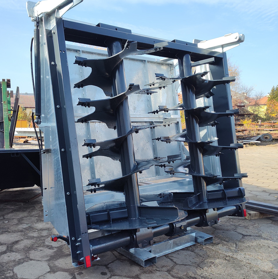 Epandeur à fumier neuf Auto-Agro Miststreuer / Manure spreader / Epandeur à fumier / Rimorchio spandiconcime / Abonadora / Разбрасыватель органических удобрений / Rozrzutnik obornika Tandem N268: photos 30