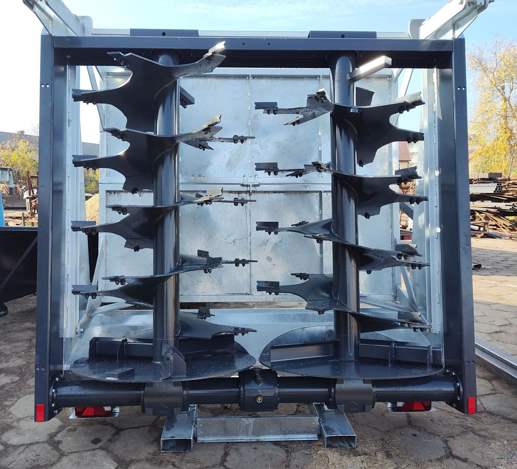 Epandeur à fumier neuf Auto-Agro Miststreuer / Manure spreader / Epandeur à fumier / Rimorchio spandiconcime / Abonadora / Разбрасыватель органических удобрений / Rozrzutnik obornika Tandem N268: photos 37