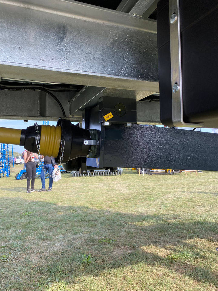 Epandeur à fumier neuf Auto-Agro Miststreuer / Manure spreader / Epandeur à fumier / Rimorchio spandiconcime / Abonadora / Разбрасыватель органических удобрений / Rozrzutnik obornika Tandem N268: photos 16