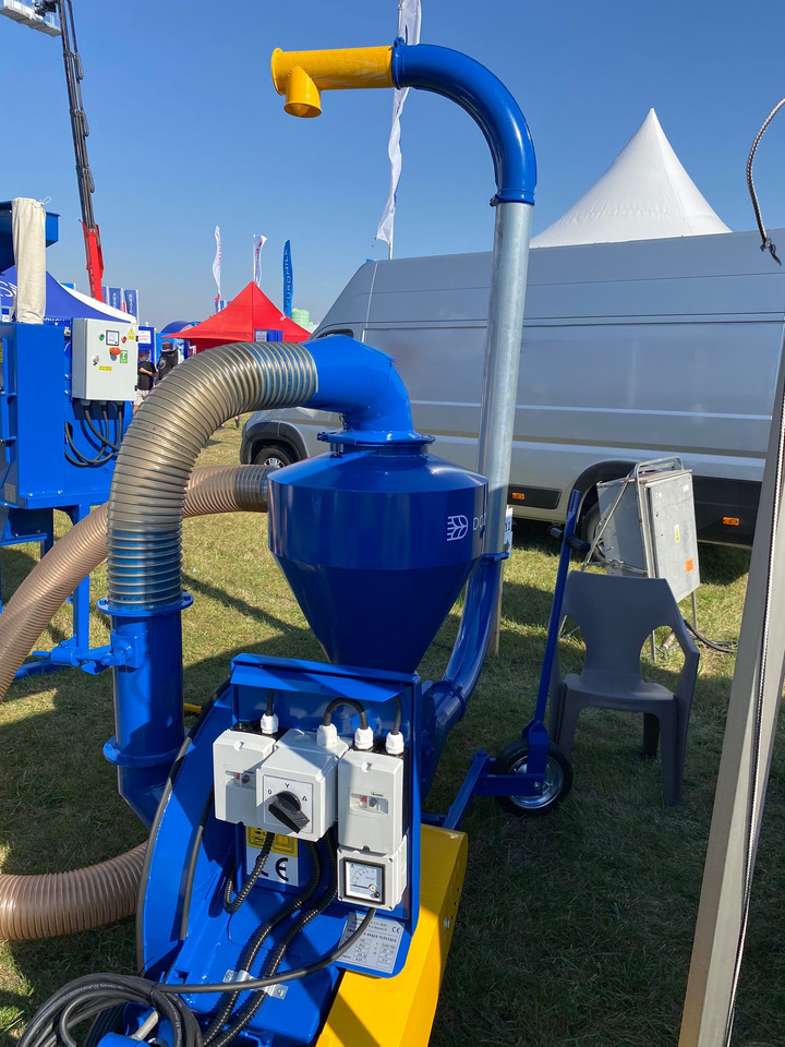 Crédit-bail Dozamech Saug-Druckgebläse / Suction and pressure blower / Suceuse à grains / Trasportatore / Пневматический вдуватель / Dmuchawa ssąco-tłocząca T-420 Dozamech Saug-Druckgebläse / Suction and pressure blower / Suceuse à grains / Trasportatore / Пневматический вдуватель / Dmuchawa ssąco-tłocząca T-420: photos 6 Crédit-bail Dozamech Saug-Druckgebläse / Suction and pressure blower / Suceuse à grains / Trasportatore / Пневматический вдуватель / Dmuchawa ssąco-tłocząca T-420 Dozamech Saug-Druckgebläse / Suction and pressure blower / Suceuse à grains / Trasportatore / Пневматический вдуватель / Dmuchawa ssąco-tłocząca T-420: photos 6