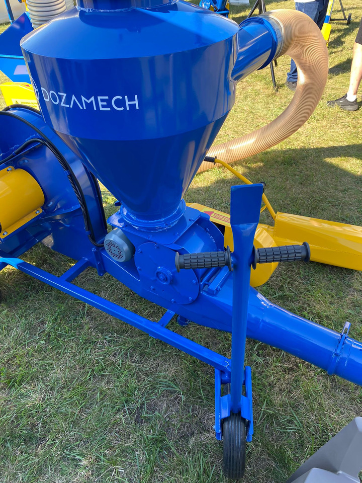 Dozamech Saug-Druckgebläse / Suction and pressure blower / Suceuse à grains / Trasportatore / Пневматический вдуватель / Dmuchawa ssąco-tłocząca T-420 - Convoyeur: photos 4 Dozamech Saug-Druckgebläse / Suction and pressure blower / Suceuse à grains / Trasportatore / Пневматический вдуватель / Dmuchawa ssąco-tłocząca T-420 - Convoyeur: photos 4