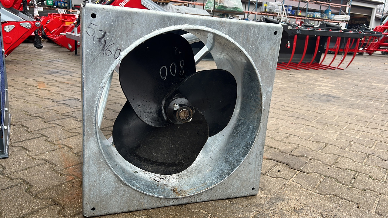 METAL-TECHNIK Güllemixer / Slurry agitator / Agitateur de lisier / Miscelatore / Смеситель жидкого удобрения / Mieszadło do gnojowicy 5,4 m - Epandeurs: photos 2 METAL-TECHNIK Güllemixer / Slurry agitator / Agitateur de lisier / Miscelatore / Смеситель жидкого удобрения / Mieszadło do gnojowicy 5,4 m - Epandeurs: photos 2