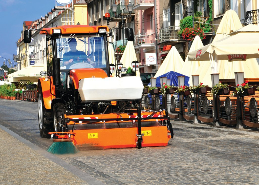 PRONAR Kehrmaschine / Sweeper / Balayeuse / Barredora / Spazzatrice / Подметальная машина / Zamiatarka 1,6 m - Brosse pour Machine agricole: photos 3 PRONAR Kehrmaschine / Sweeper / Balayeuse / Barredora / Spazzatrice / Подметальная машина / Zamiatarka 1,6 m - Brosse pour Machine agricole: photos 3