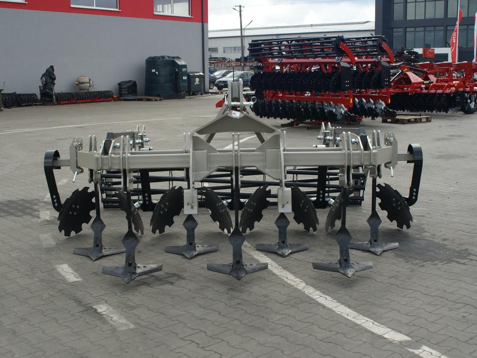 ROLEX Flügelschargrubber / Stubble cultivator / Dechaumeur à dents / Aratri stoppiatori / Стерневой культиватор / Agregat podorywkowy 3 m - Bineuse: photos 3 ROLEX Flügelschargrubber / Stubble cultivator / Dechaumeur à dents / Aratri stoppiatori / Стерневой культиватор / Agregat podorywkowy 3 m - Bineuse: photos 3