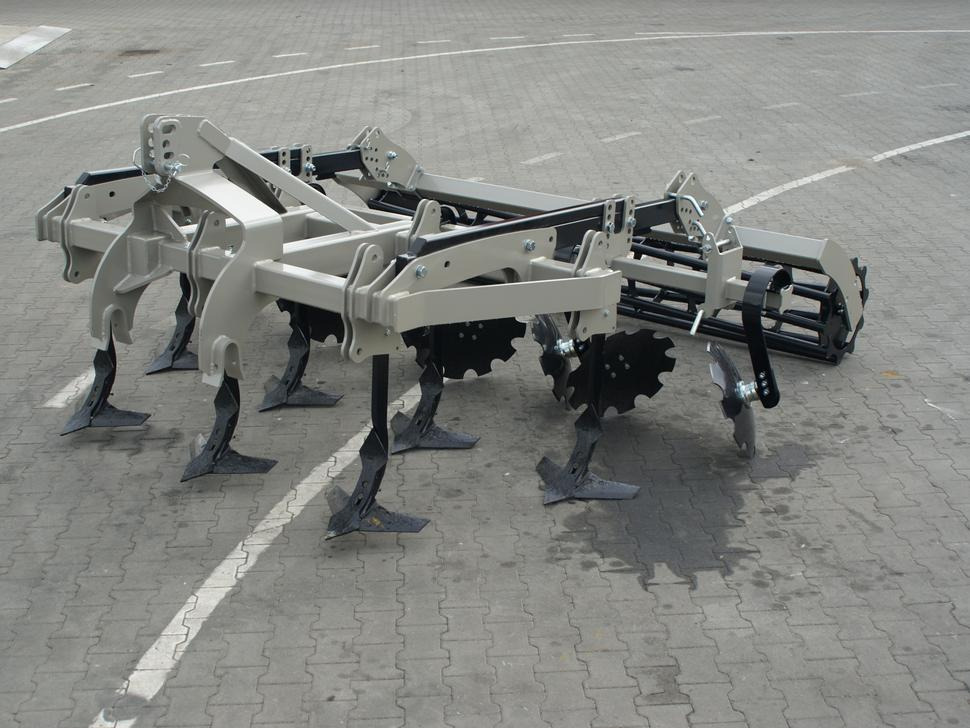 ROLEX Flügelschargrubber / Stubble cultivator / Dechaumeur à dents / Aratri stoppiatori / Стерневой культиватор / Agregat podorywkowy 3 m - Bineuse: photos 1 ROLEX Flügelschargrubber / Stubble cultivator / Dechaumeur à dents / Aratri stoppiatori / Стерневой культиватор / Agregat podorywkowy 3 m - Bineuse: photos 1