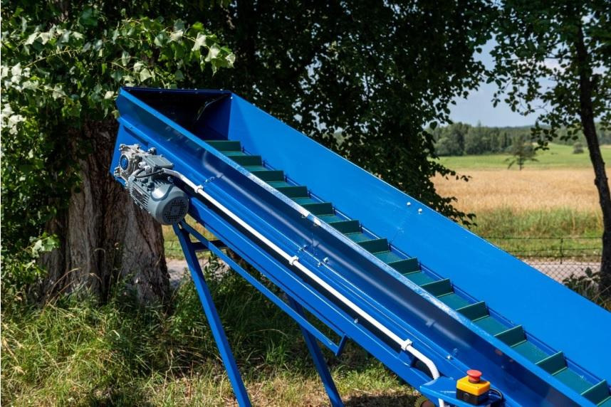 ROLMET Förderband / Belt conveyor / Convoyeur à tapis / Przenośnik taśmowy / Trasportatore a nastro / Конвейер ленточный / Przenośnik taśmowy PT - 1/3R - Bande transporteuse: photos 5 ROLMET Förderband / Belt conveyor / Convoyeur à tapis / Przenośnik taśmowy / Trasportatore a nastro / Конвейер ленточный / Przenośnik taśmowy PT - 1/3R - Bande transporteuse: photos 5