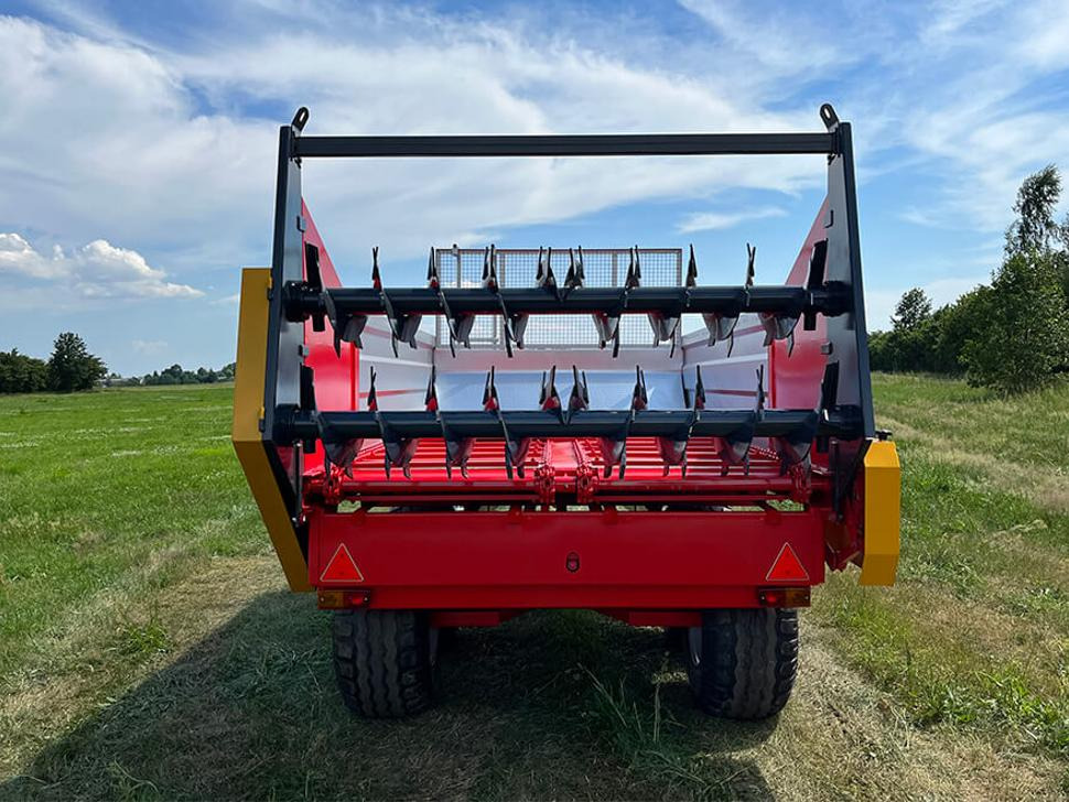 Roltrans Miststreuer / Manure spreader / Epandeur à fumier / Esparcidor de estiércol / Spandiletame / Разбрасыватель органических удобрений/ Rozrzutnik obornika N250/3 LEO 6 t - Epandeur à fumier: photos 4 Roltrans Miststreuer / Manure spreader / Epandeur à fumier / Esparcidor de estiércol / Spandiletame / Разбрасыватель органических удобрений/ Rozrzutnik obornika N250/3 LEO 6 t - Epandeur à fumier: photos 4
