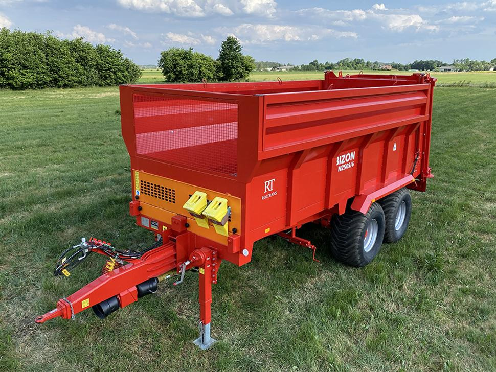 Roltrans Miststreuer / Manure spreader / Epandeur à fumier / Spandiletame / Разбрасыватель органических удобрений / Rozrzutnik obornika N205S/6 BIZON 14 t - Epandeur à fumier: photos 1 Roltrans Miststreuer / Manure spreader / Epandeur à fumier / Spandiletame / Разбрасыватель органических удобрений / Rozrzutnik obornika N205S/6 BIZON 14 t - Epandeur à fumier: photos 1