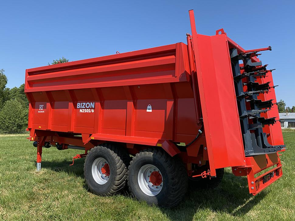 Roltrans Miststreuer / Manure spreader / Epandeur à fumier / Spandiletame / Разбрасыватель органических удобрений / Rozrzutnik obornika N205S/6 BIZON 14 t - Epandeur à fumier: photos 5 Roltrans Miststreuer / Manure spreader / Epandeur à fumier / Spandiletame / Разбрасыватель органических удобрений / Rozrzutnik obornika N205S/6 BIZON 14 t - Epandeur à fumier: photos 5