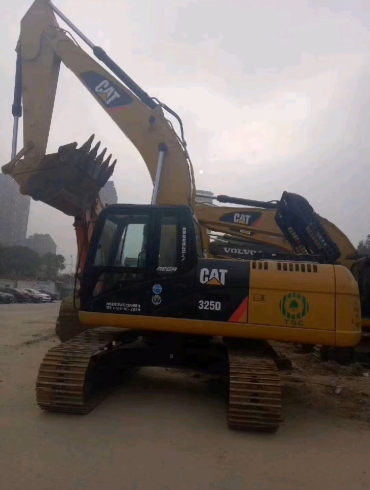 CATERPILLAR 325D - Pelle sur chenille: photos 4 CATERPILLAR 325D - Pelle sur chenille: photos 4