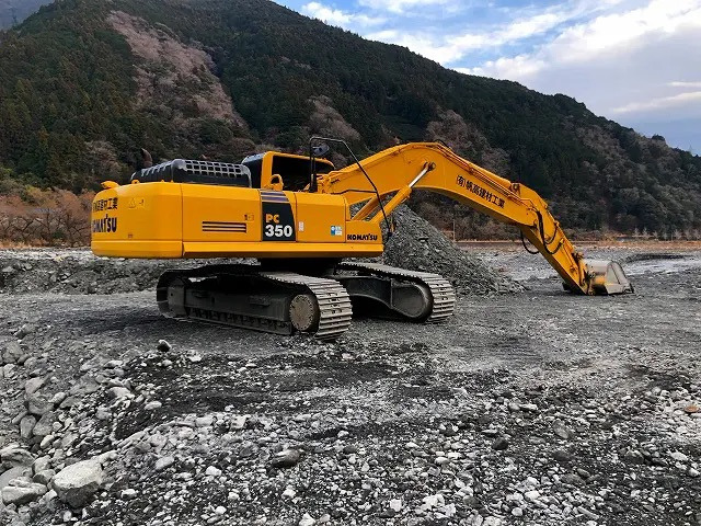 KOMATSU PC350-8 - Pelle sur chenille: photos 2 KOMATSU PC350-8 - Pelle sur chenille: photos 2