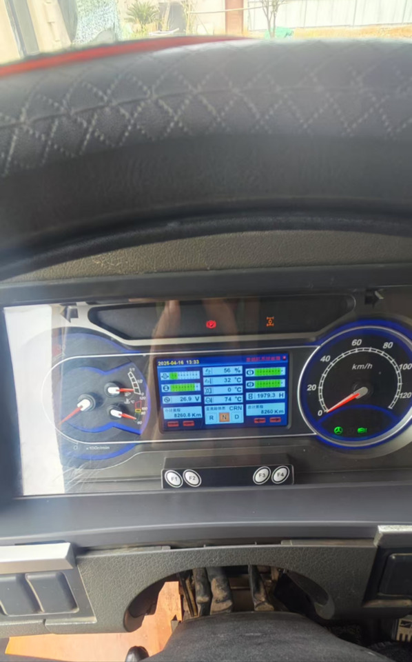 SANY STC1300 - Grue mobile: photos 2 SANY STC1300 - Grue mobile: photos 2