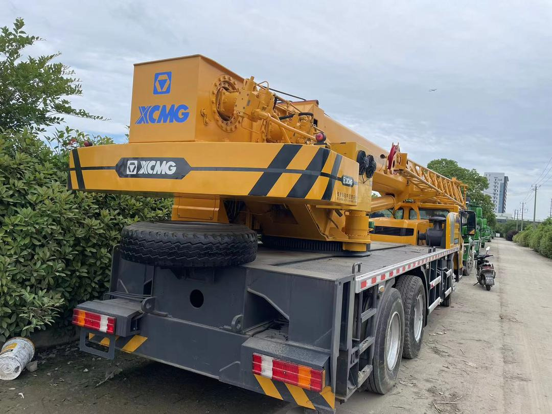URGENT! XCMG XCT25L5 For Sale! - Grue mobile: photos 5 URGENT! XCMG XCT25L5 For Sale! - Grue mobile: photos 5